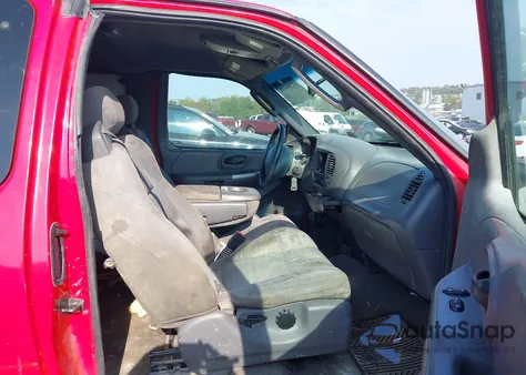 2003 Ford F-150 Lariat/Xl/Xlt из США, поврежденный, VIN 2FTRX18L03CA43063